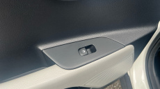 Kia Stonic 1.0T GDi 48V Connect 5dr DCT Petrol Estate